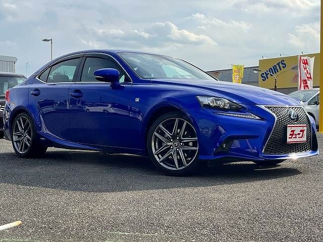 LEXUS IS300h