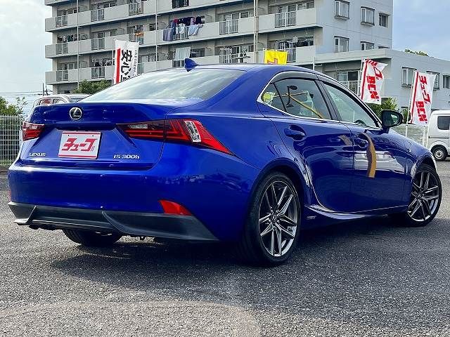 LEXUS IS300h