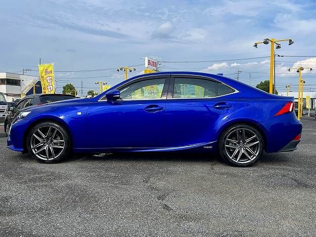 LEXUS IS300h