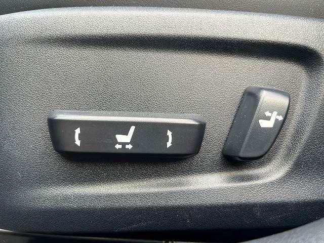 LEXUS IS300h