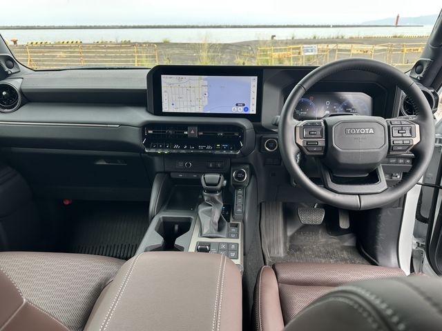 LANDCRUISER 250