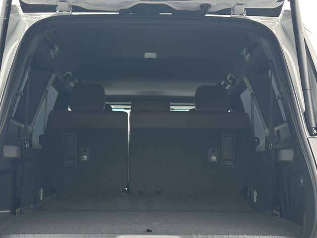 LANDCRUISER 250