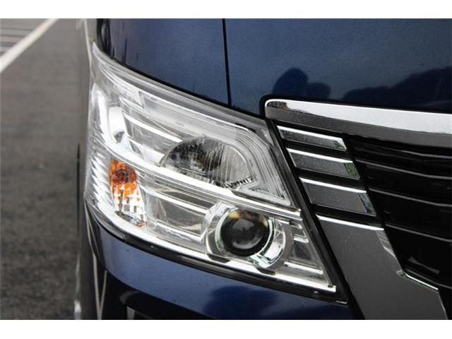 CARAVAN van 2WD