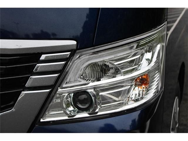 CARAVAN van 2WD