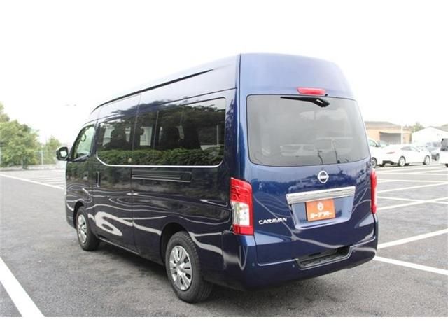 CARAVAN van 2WD