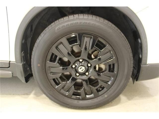 X-TRAIL HYBRID 4WD