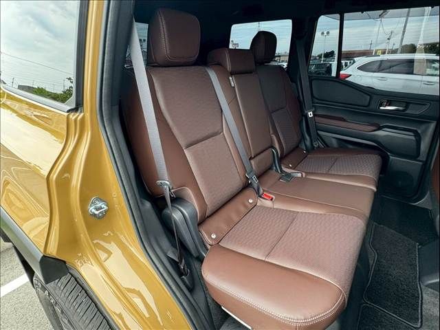 LANDCRUISER 250