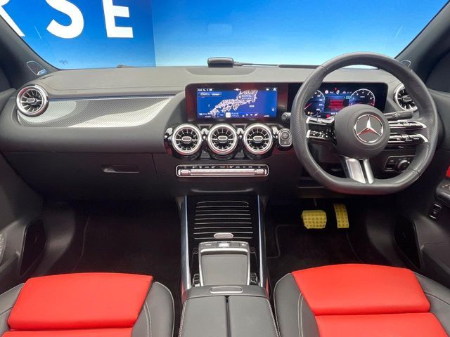 MERCEDES BENZ GLA class