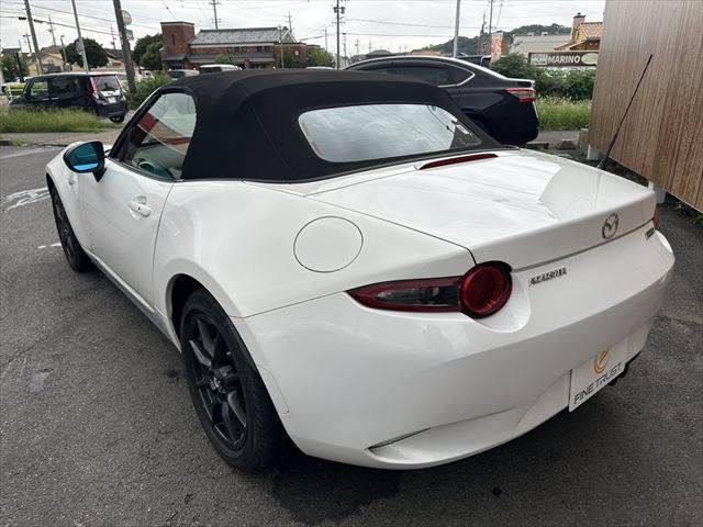ROADSTER