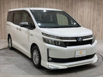 VOXY HYBRID