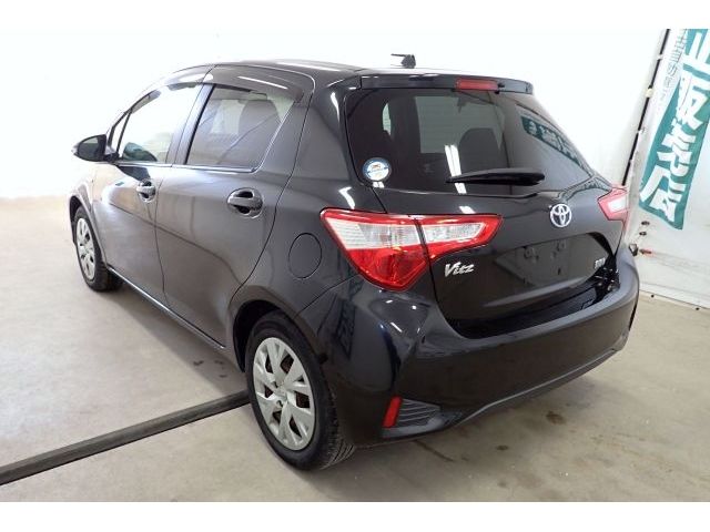 VITZ HYBRID