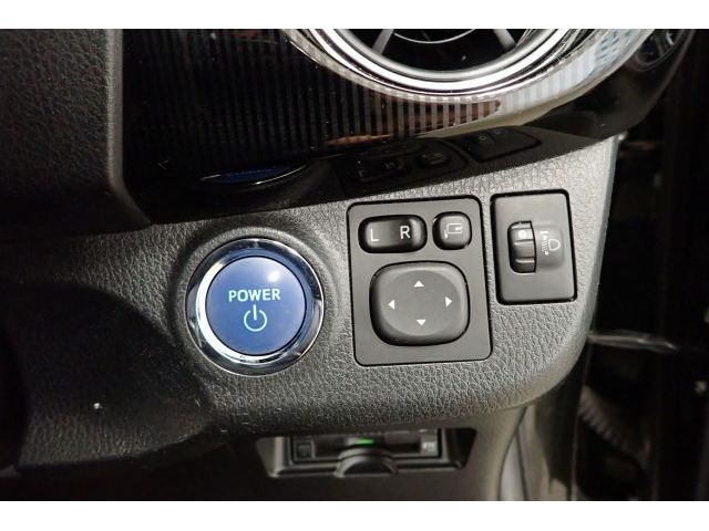 VITZ HYBRID