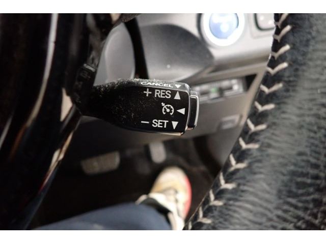 VITZ HYBRID