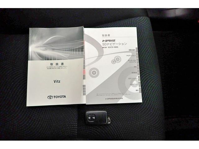 VITZ HYBRID