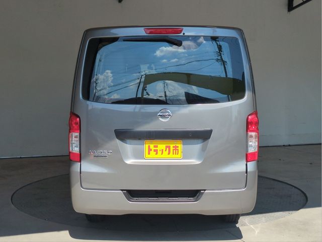 NV350 CARAVAN WAGON
