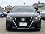 CROWN sedan