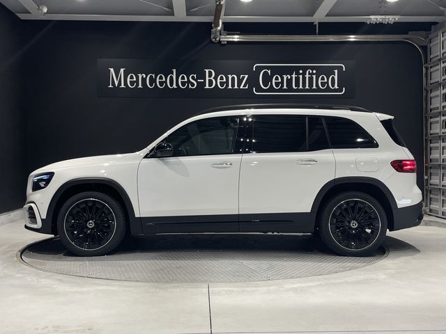 MERCEDES BENZ GLB