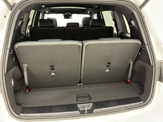 MERCEDES BENZ GLB