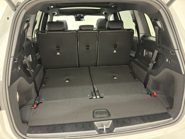 MERCEDES BENZ GLB