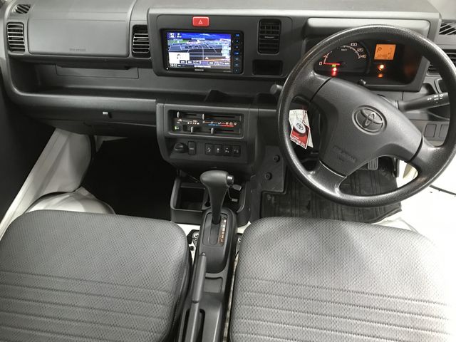 PIXIS truck 4WD