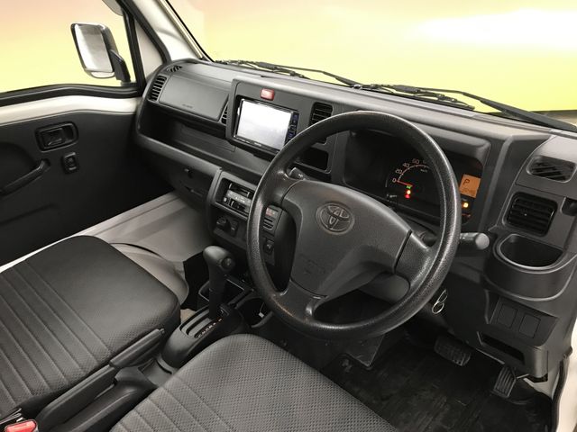 PIXIS truck 4WD