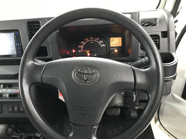 PIXIS truck 4WD