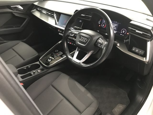 AUDI A3 Sedan