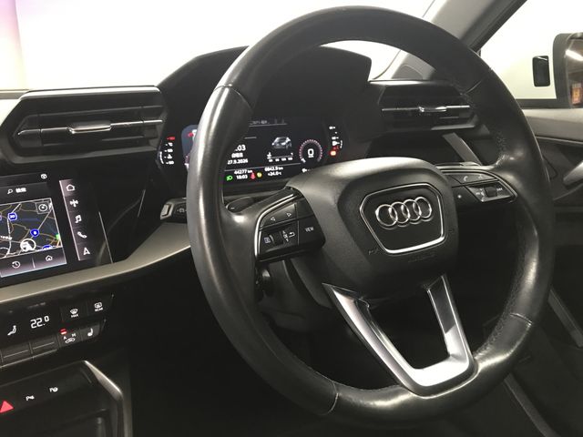 AUDI A3 Sedan