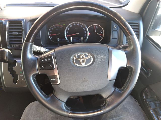 HIACE van 4WD