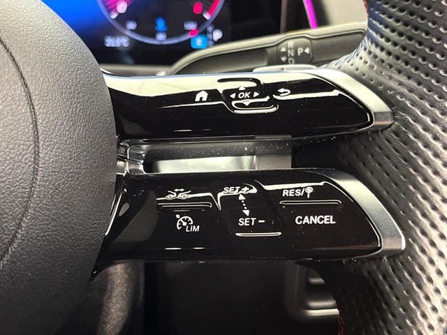 MERCEDES BENZ GLB