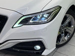 CROWN sedan hybrid