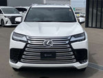 LEXUS LX600