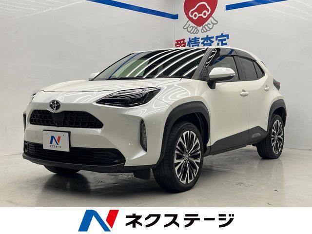 YARIS CROSS