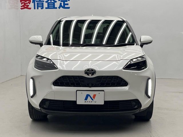 YARIS CROSS