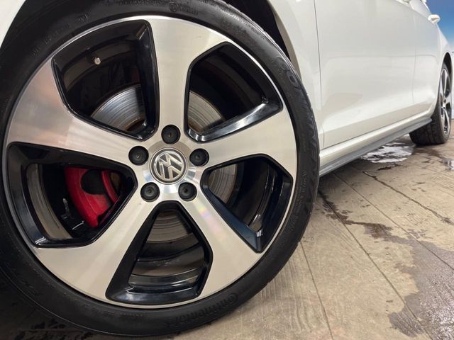 VOLKSWAGEN GOLF GTI