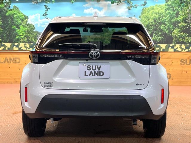 YARIS CROSS HYBRID