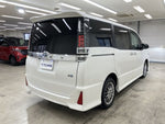 VOXY HYBRID