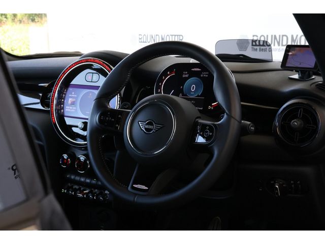 MINI open