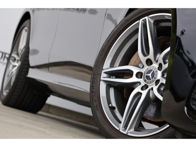MERCEDES BENZ E class sedan