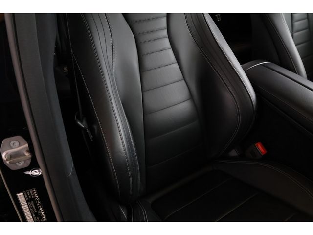 MERCEDES BENZ E class sedan