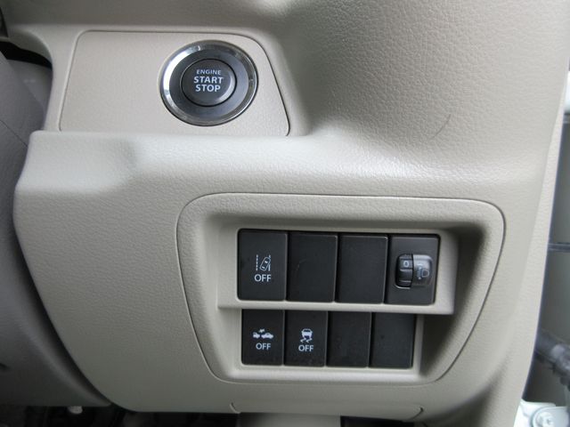 NV100 CLIPPER RIO 4WD