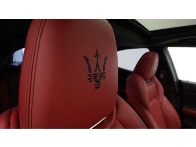 MASERATI GHIBLI Sedan