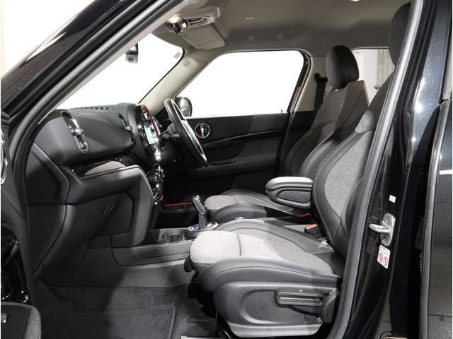 MINI COOPER D CROSSOVER