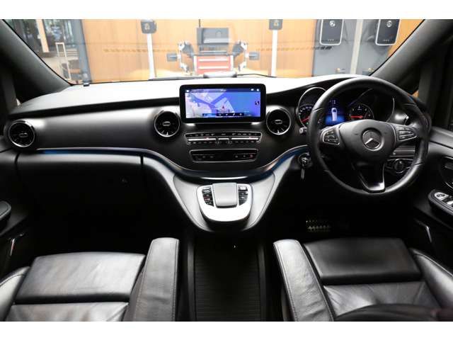 MERCEDES BENZ V class