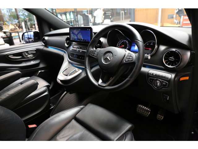 MERCEDES BENZ V class