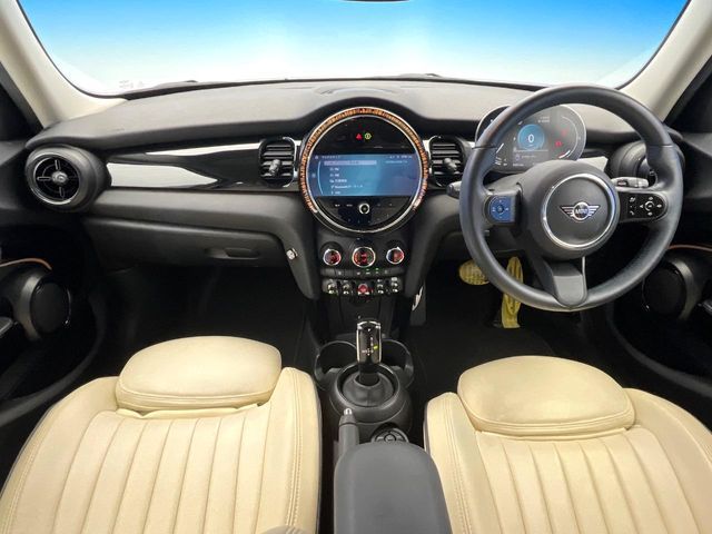 MINI COOPER D 5DOOR