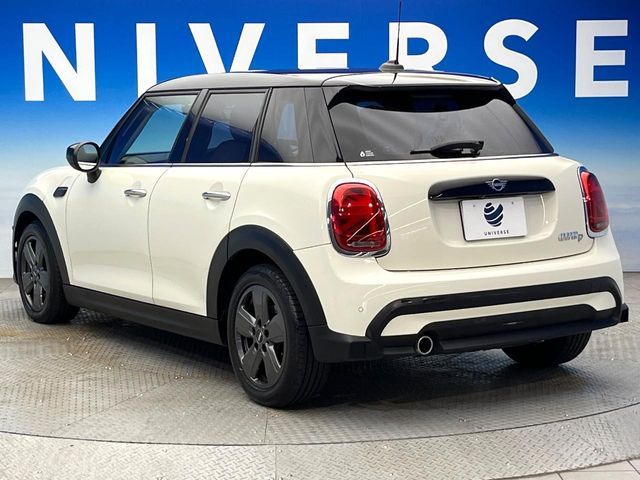MINI COOPER D 5DOOR