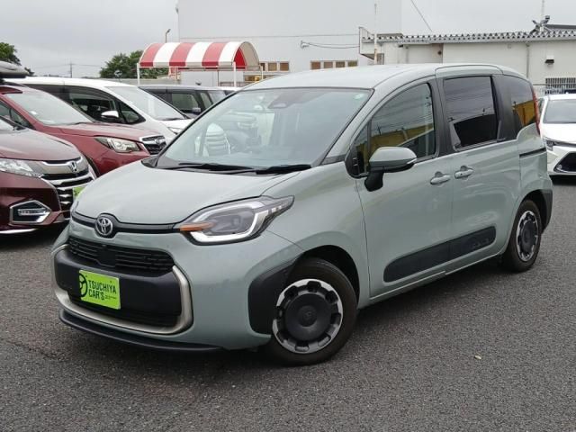SIENTA HYBRID