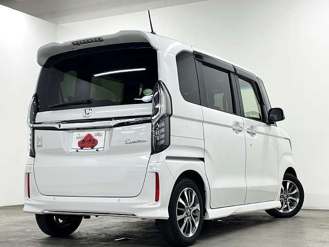 N BOX CUSTOM