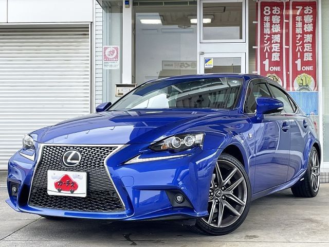 LEXUS IS300h